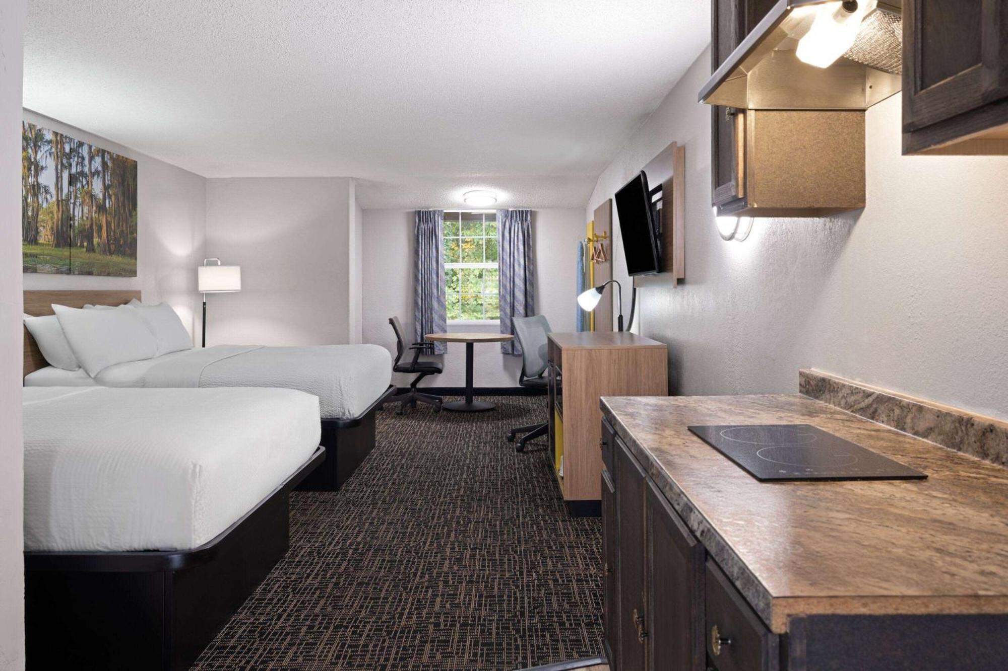 Days Inn By Wyndham Salisbury, Nc Εξωτερικό φωτογραφία