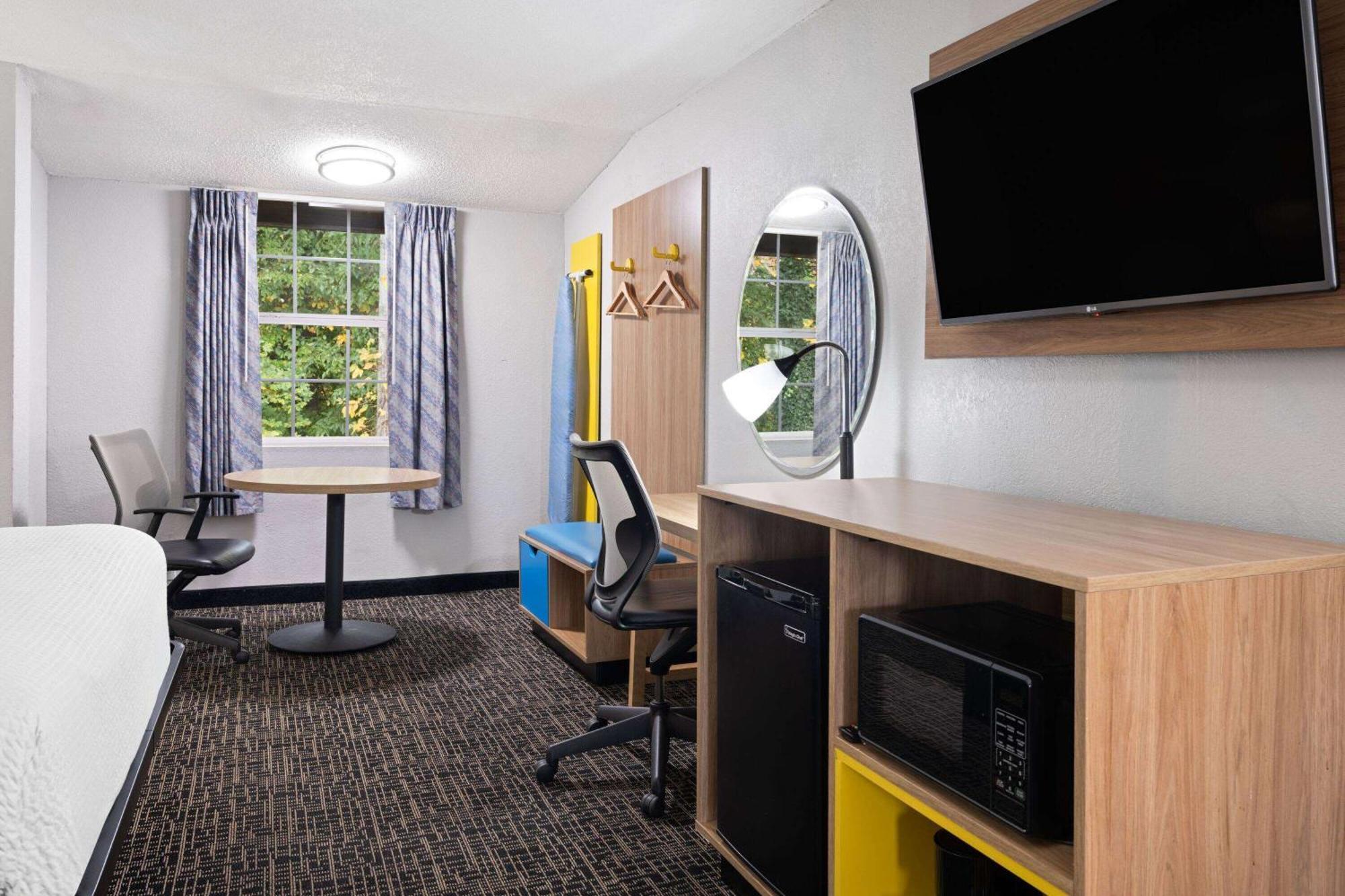 Days Inn By Wyndham Salisbury, Nc Εξωτερικό φωτογραφία