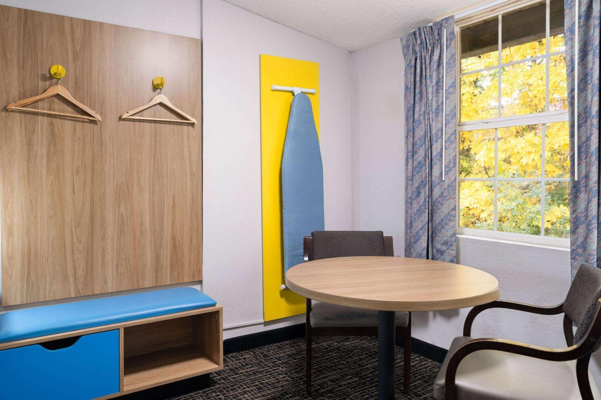 Days Inn By Wyndham Salisbury, Nc Εξωτερικό φωτογραφία