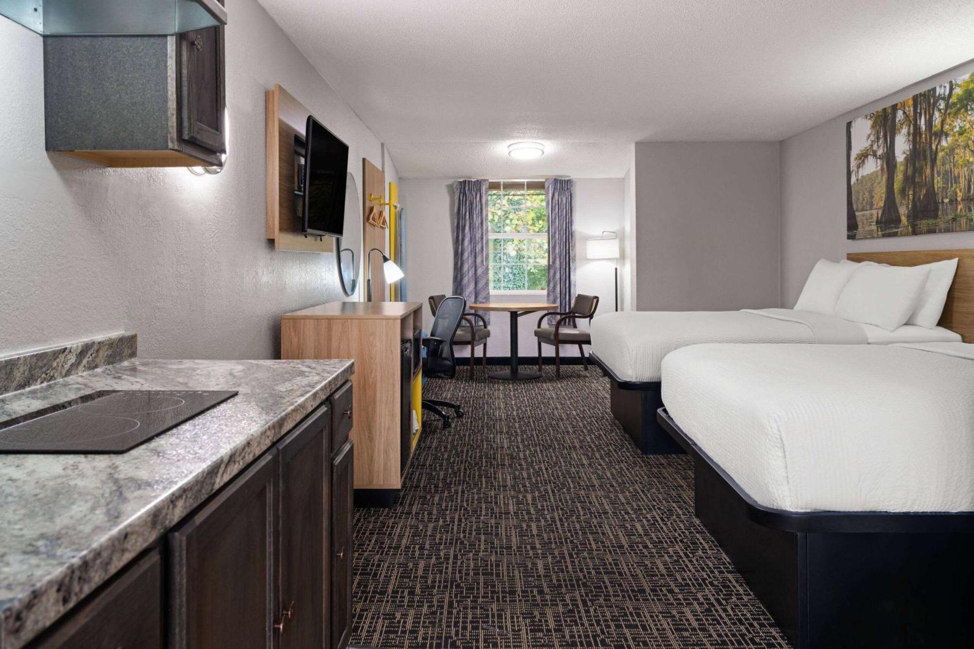 Days Inn By Wyndham Salisbury, Nc Εξωτερικό φωτογραφία