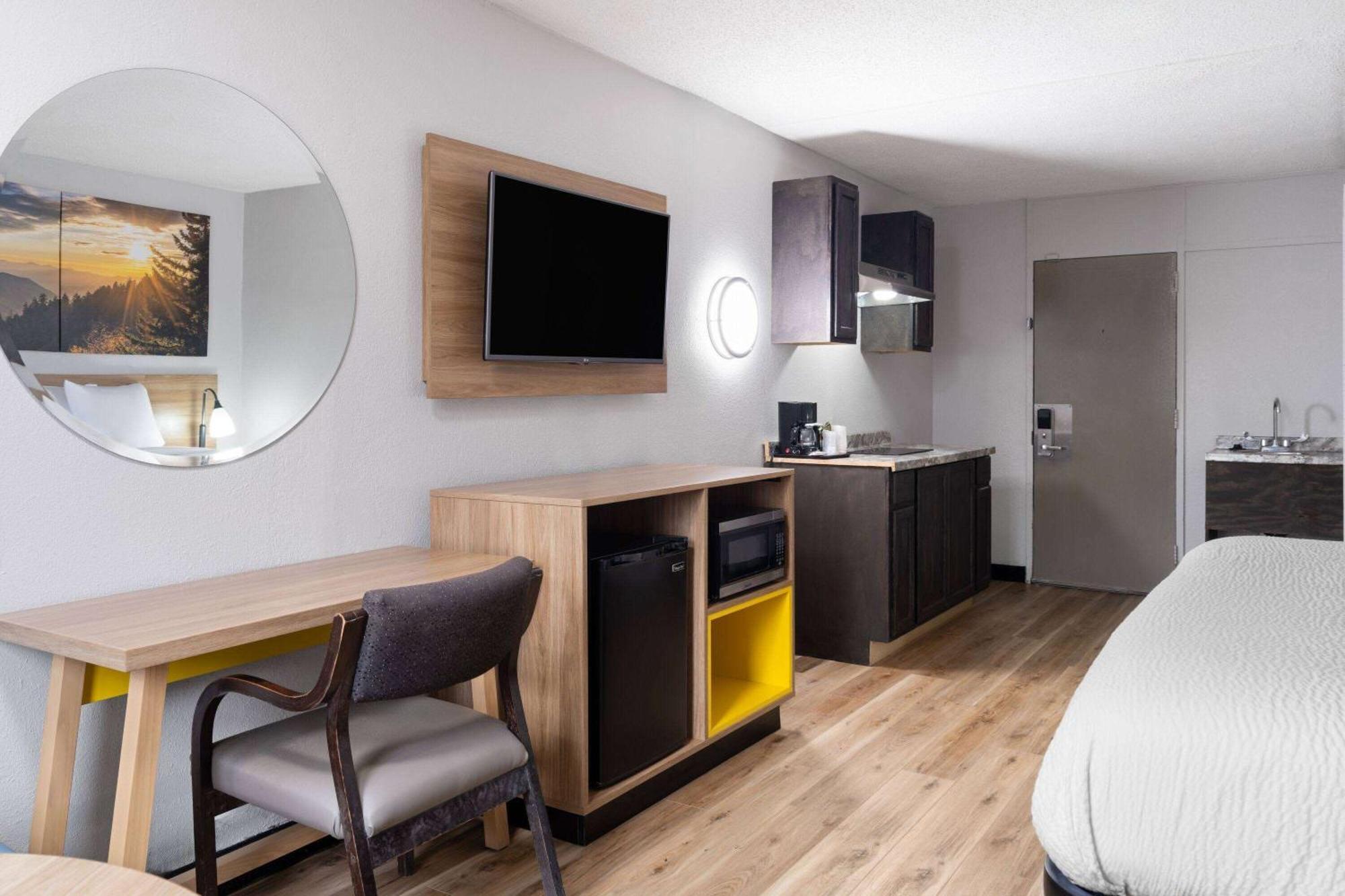 Days Inn By Wyndham Salisbury, Nc Εξωτερικό φωτογραφία