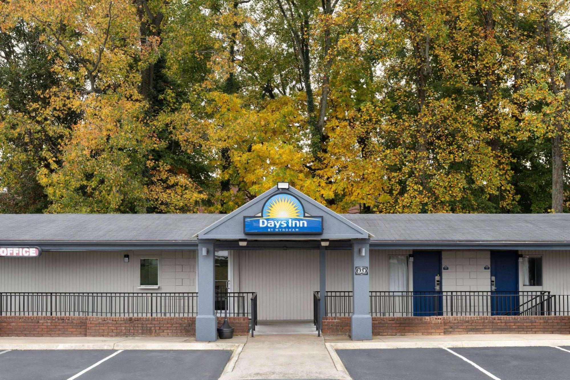 Days Inn By Wyndham Salisbury, Nc Εξωτερικό φωτογραφία